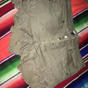 High rise 4/27 olive green shorts